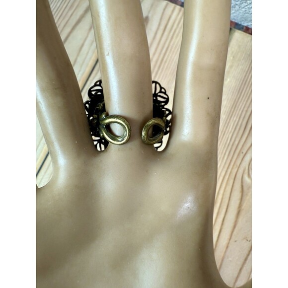 Sweet Romance USA Faux Mabe Victorian Revival 9-Strand Bracelet & Ring Set - Picture 6 of 16